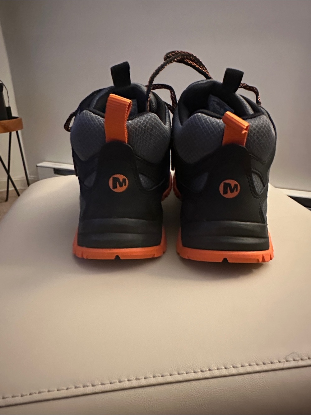 Men’s Merrell hiking boots - Picture 4 of 10